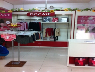 江西品牌服装展柜,南昌商场服装展柜客户案例展示