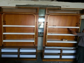 南昌护肤品展柜，南昌贴木皮烤漆展柜