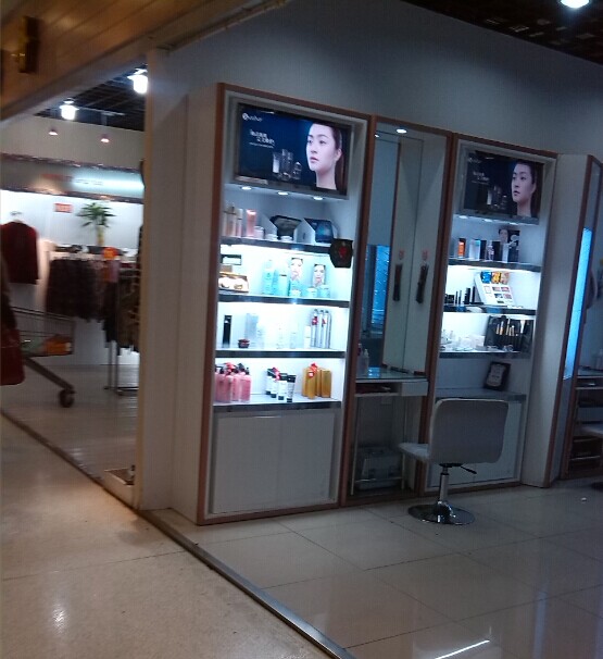九江商场化妆品展柜