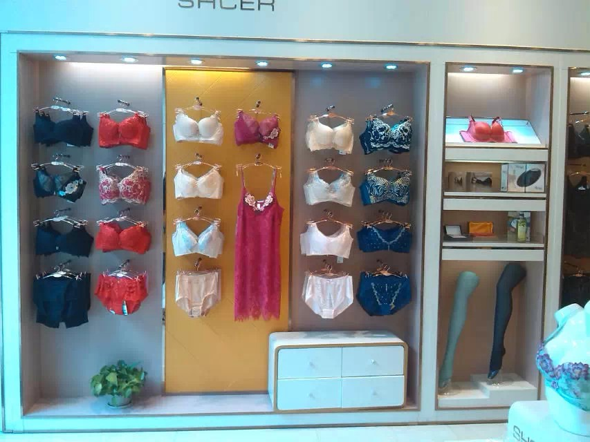 南昌西施尔内衣展柜,不锈钢包边的烤漆内衣展柜